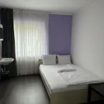 Hotel Annis M&p *